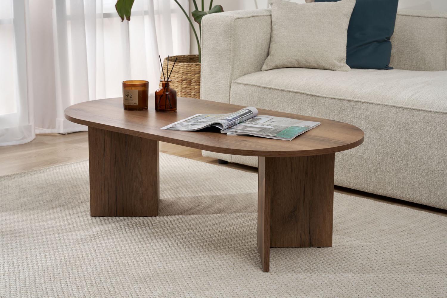 Sable - VNT Walnut in Walnuss präsentiert im Onlineshop von KAQTU Design AG. Beistelltisch ist von Nordure