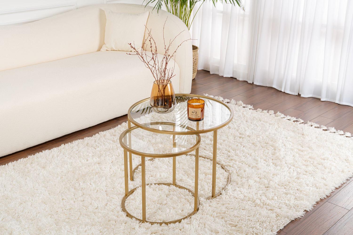 Gold-Transparent-60-42 in Gold präsentiert im Onlineshop von KAQTU Design AG. Beistelltisch ist von Hanah Home