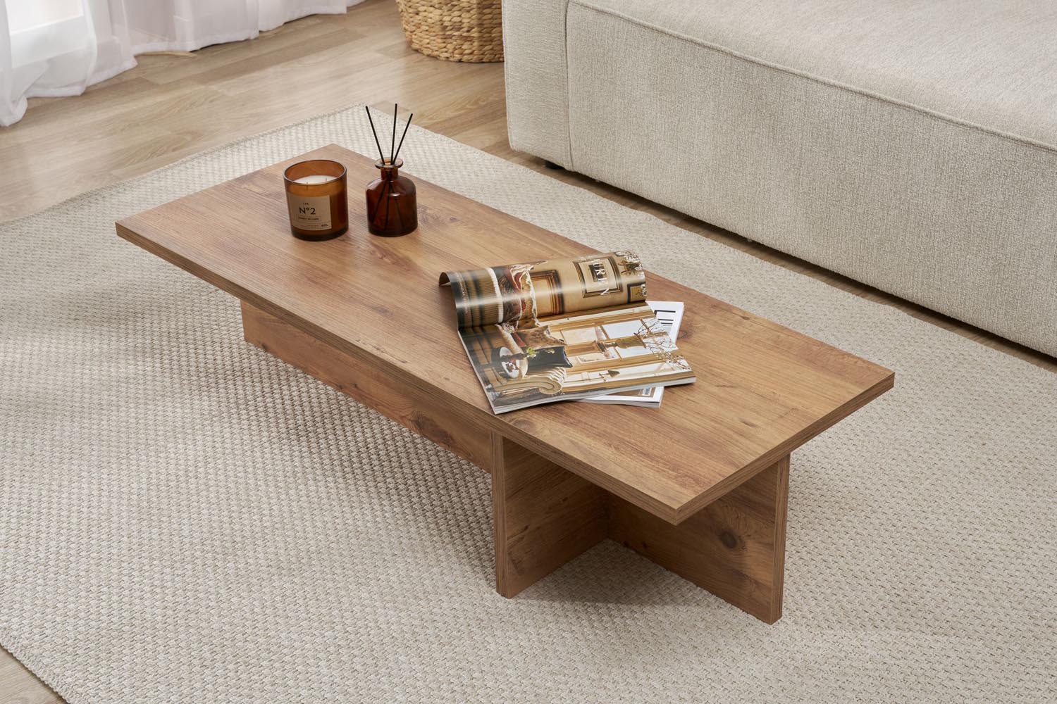 Harbor - Atlantic Pine in Atlantische Kiefer präsentiert im Onlineshop von KAQTU Design AG. Beistelltisch ist von Nordure