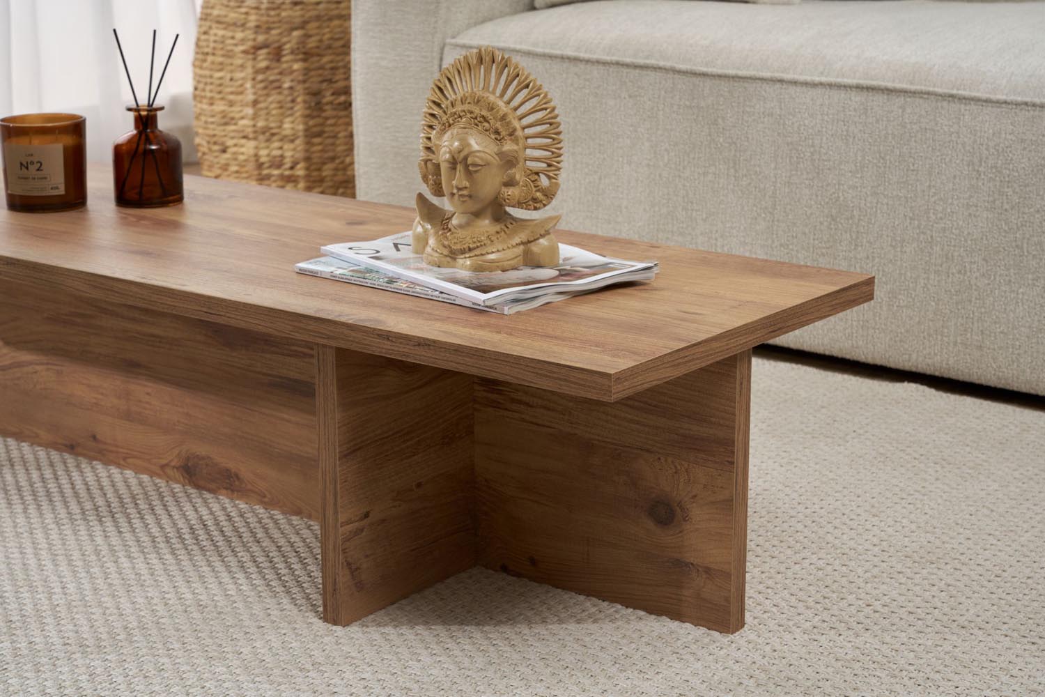 Harbor - Atlantic Pine in Atlantische Kiefer präsentiert im Onlineshop von KAQTU Design AG. Beistelltisch ist von Nordure