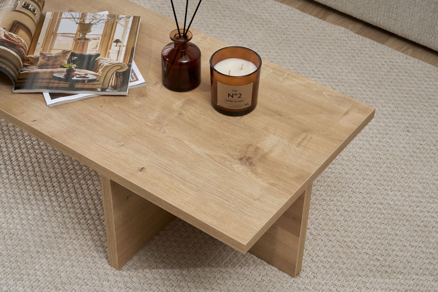 Harbor - Sapphire Oak in Saphir- Eiche präsentiert im Onlineshop von KAQTU Design AG. Beistelltisch ist von Nordure