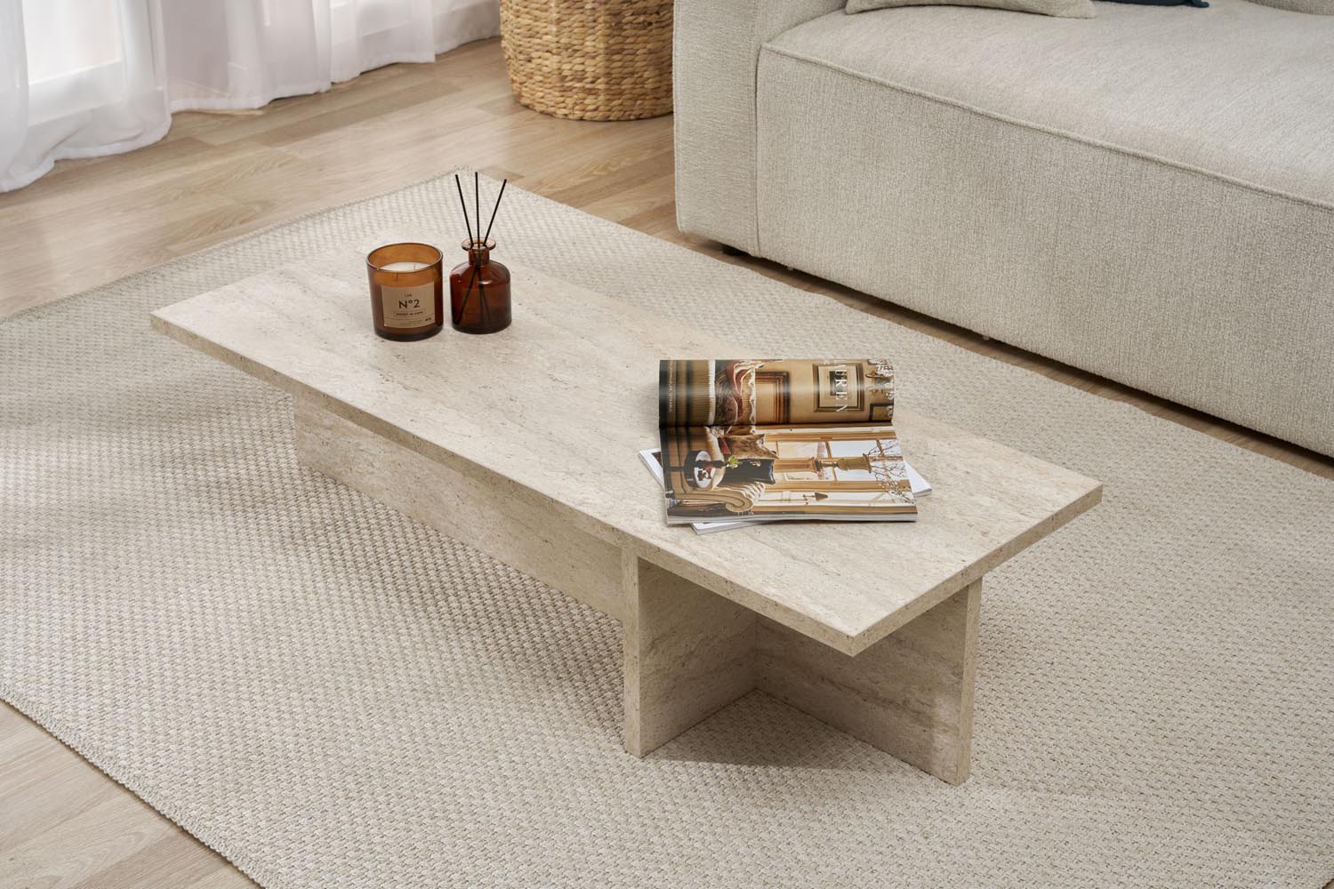 Harbor - Travertine in Travertin präsentiert im Onlineshop von KAQTU Design AG. Beistelltisch ist von Nordure