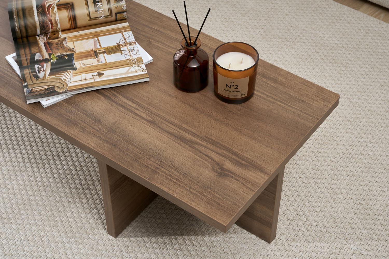 Harbor - Walnut in Walnuss präsentiert im Onlineshop von KAQTU Design AG. Beistelltisch ist von Nordure