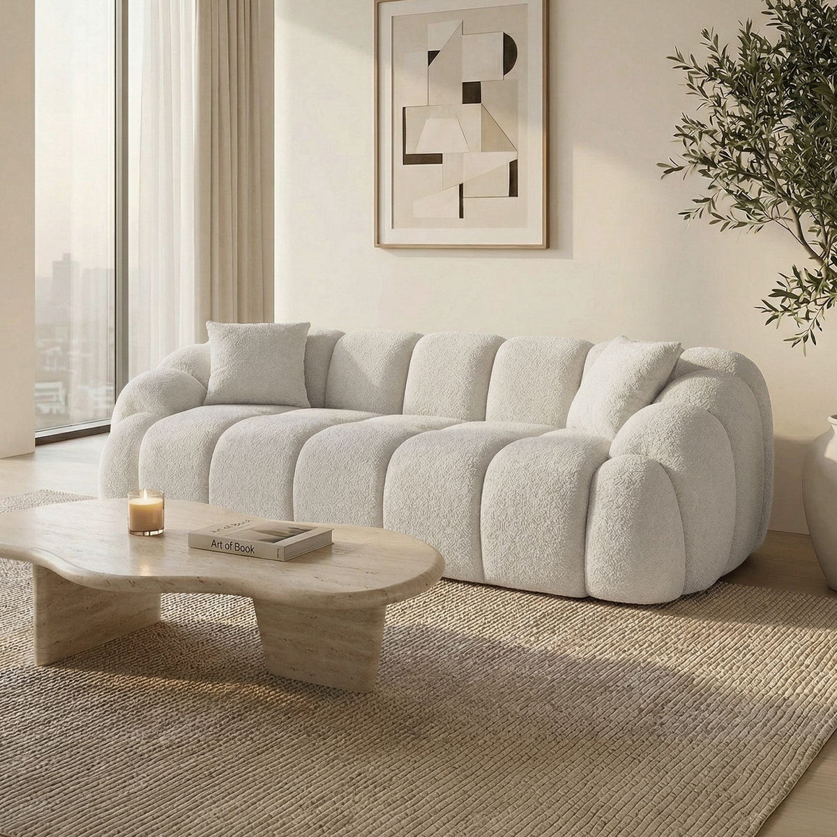 Weisses 3-Sitzer Sofa Octavio von Hanah Home mit Polyesterbezug, Kunststoffbeinen und abnehmbarem Rückenkissen, Breite 233 cm.