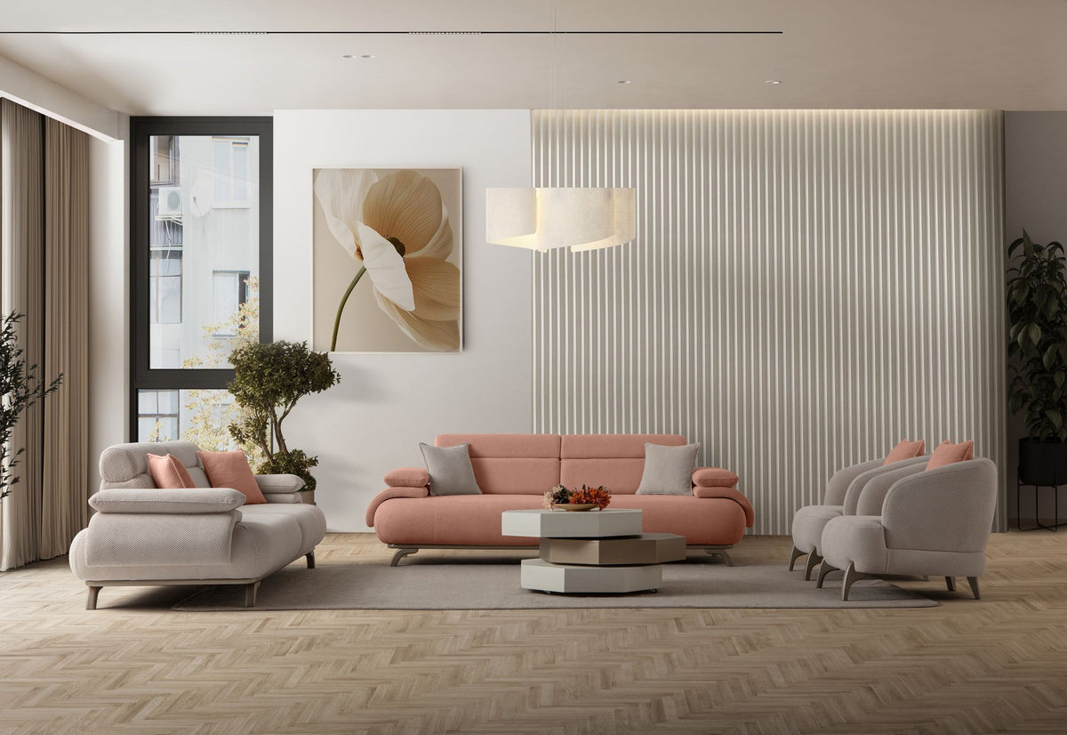 Puderfarbenes 3-Sitzer-Sofa Bonjo Silver mit Polyester-Bezug, Holzbeinen und abnehmbarem Rückenkissen, zwei Zierkissen auf der Sitzfläche.