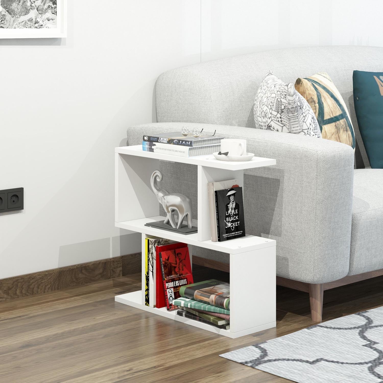 Lale - White in Weiss präsentiert im Onlineshop von KAQTU Design AG. Beistelltisch ist von Hanah Home