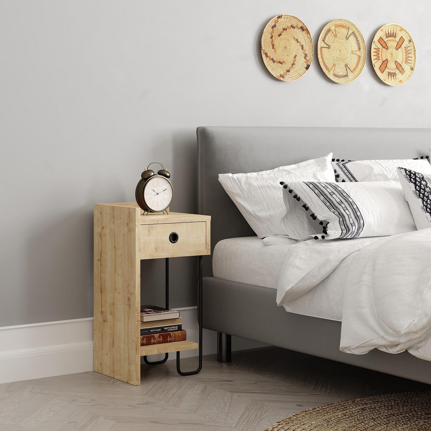 Sirius Left - Oak v2 in Eiche präsentiert im Onlineshop von KAQTU Design AG. Nachttisch ist von Hanah Home