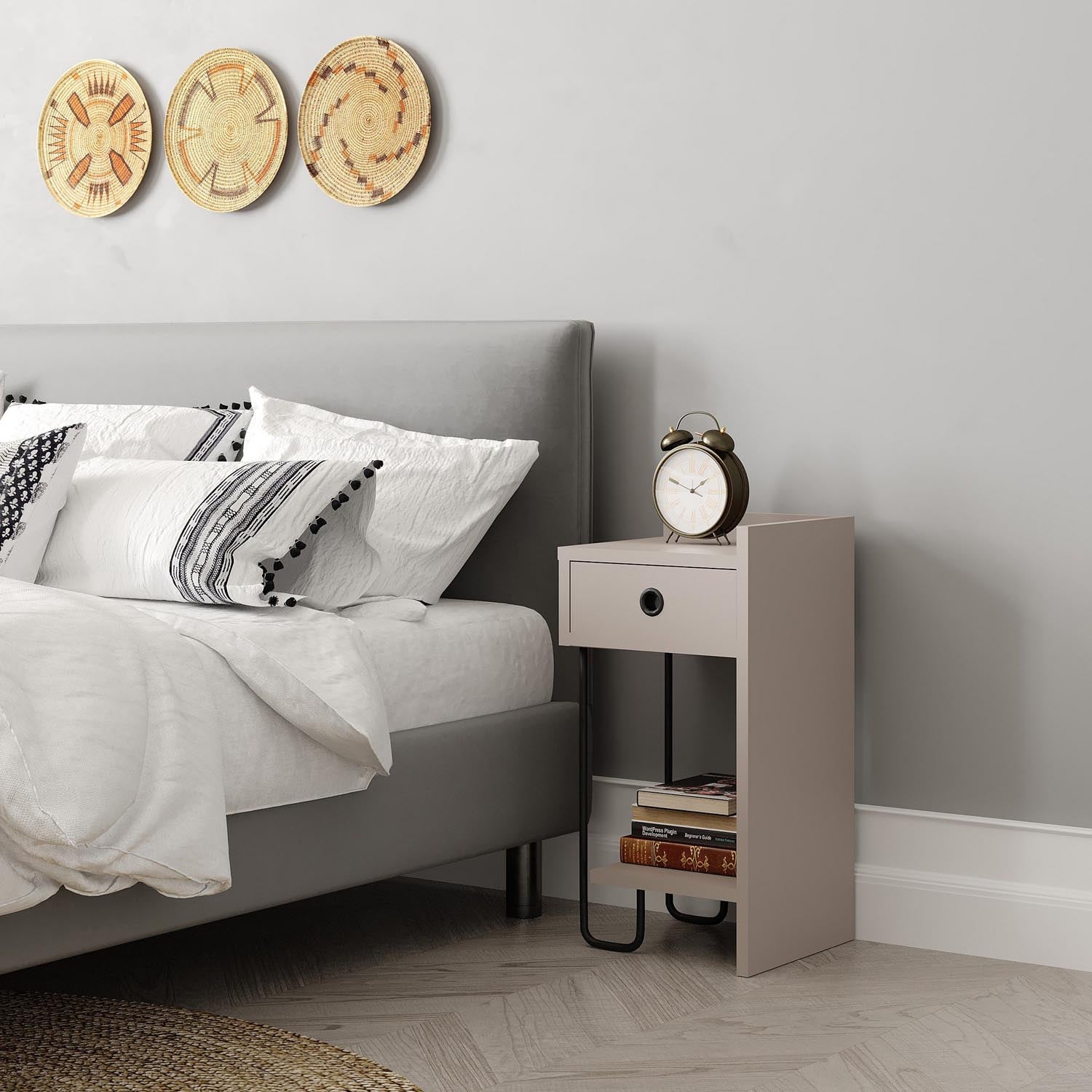 Sirius Right - Light Mocha in Helles Mocha präsentiert im Onlineshop von KAQTU Design AG. Nachttisch ist von Hanah Home