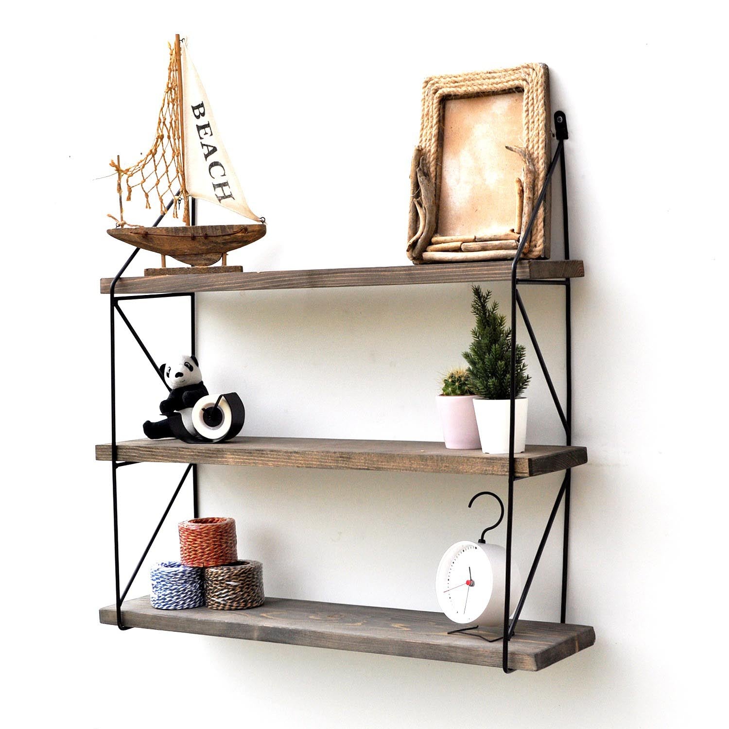 Wr040 in Walnuss Schwarz präsentiert im Onlineshop von KAQTU Design AG. Wandregal ist von Hanah Home