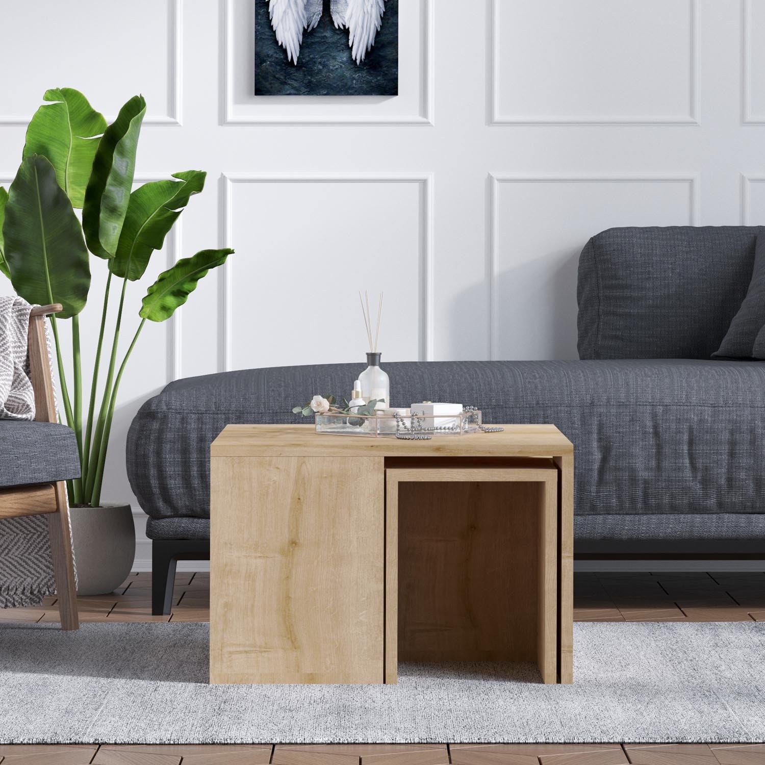 Ortanca - Sapphire Oak in Saphir- Eiche präsentiert im Onlineshop von KAQTU Design AG. Beistelltisch ist von Hanah Home