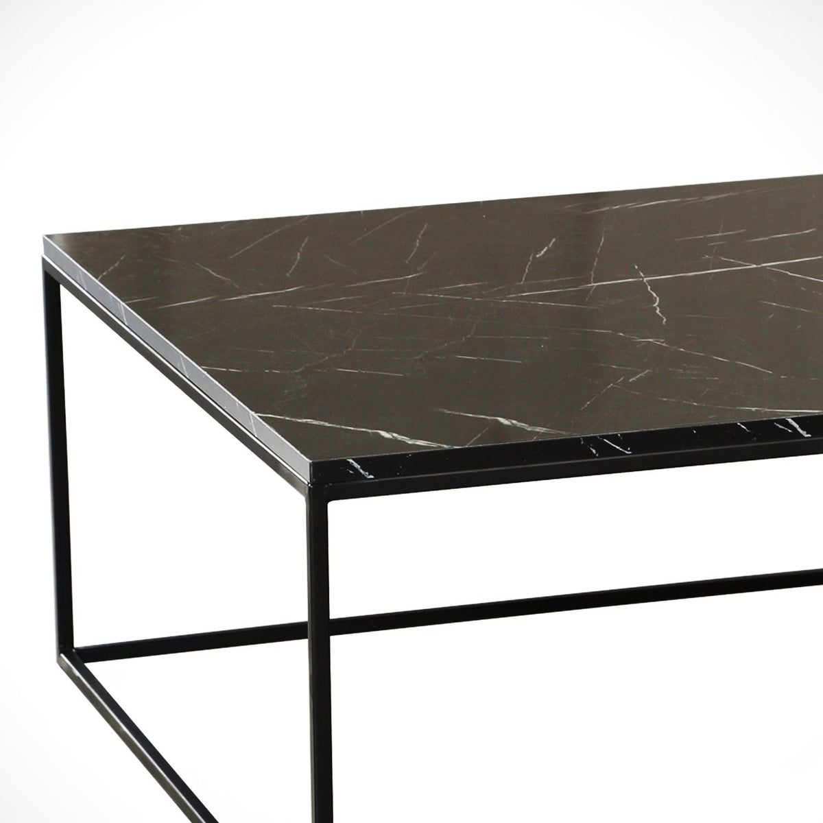 Poly Sofatisch - Schwarz Weiss in Schwarz Weiss präsentiert im Onlineshop von KAQTU Design AG. Couchtisch ist von Hanah Home