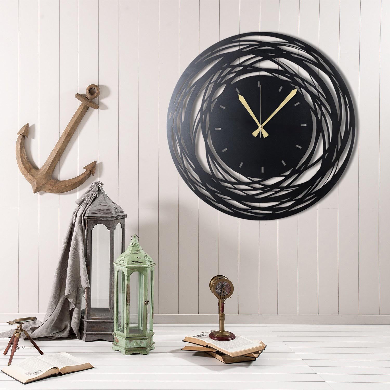 WATCH-042 in Schwarz präsentiert im Onlineshop von KAQTU Design AG. Wanduhr ist von Wallity