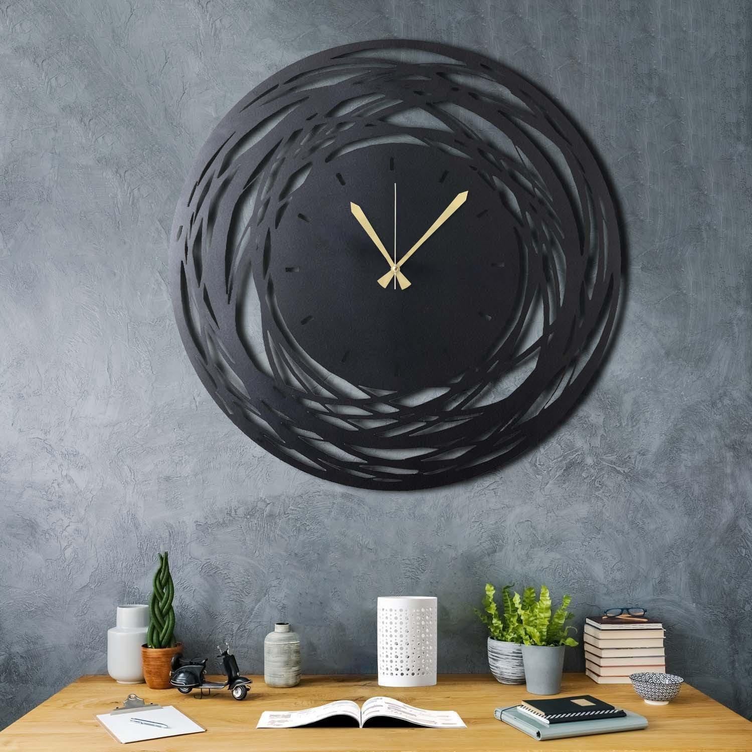 WATCH-043 in Schwarz präsentiert im Onlineshop von KAQTU Design AG. Wanduhr ist von Wallity