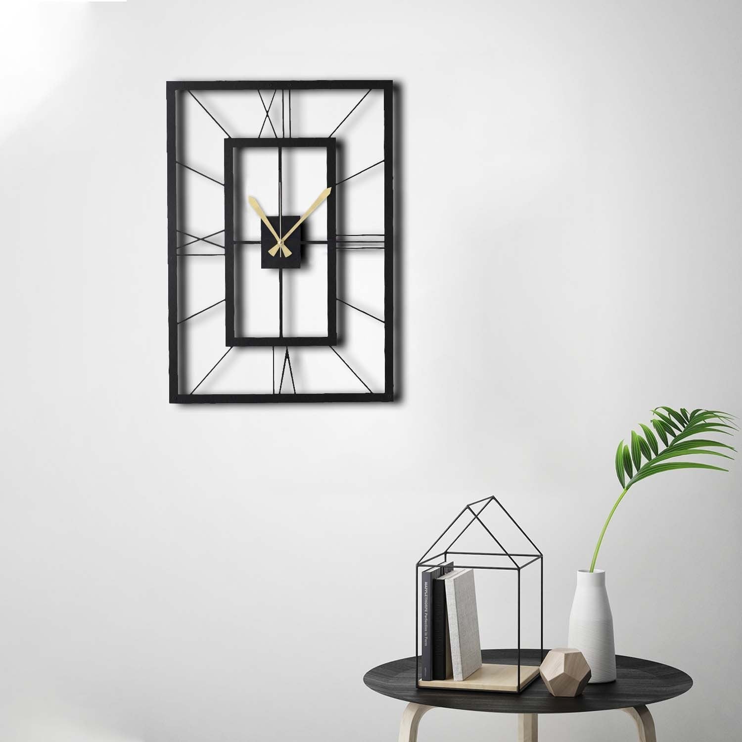 November in Schwarz präsentiert im Onlineshop von KAQTU Design AG. Wanduhr ist von Wallity