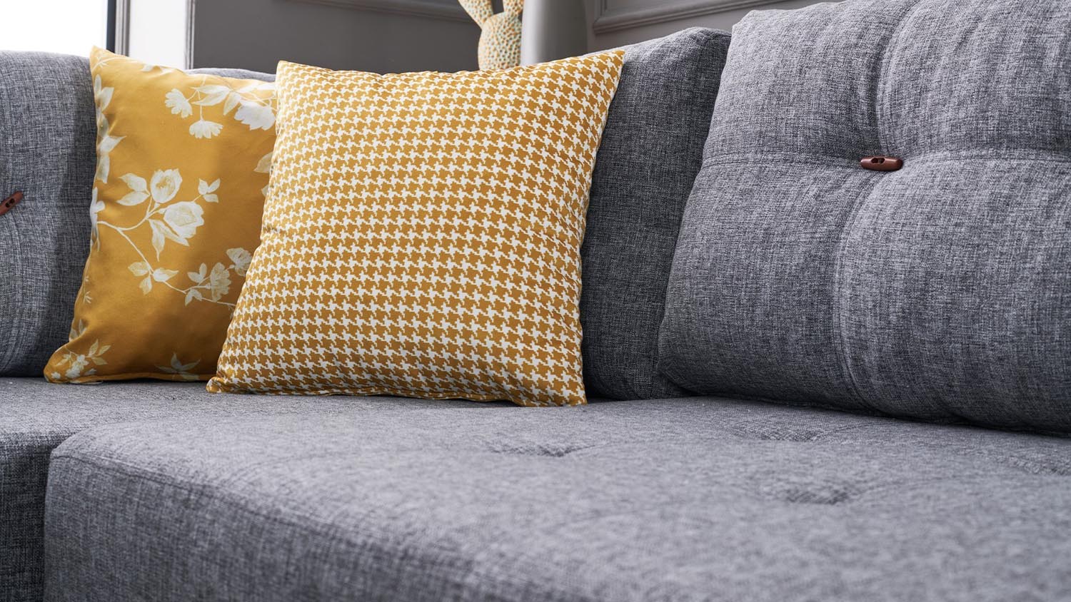 Manama Corner Sofa Bed Left - Grey in Grau präsentiert im Onlineshop von KAQTU Design AG. Bettsofa ist von Atelier Del Sofa