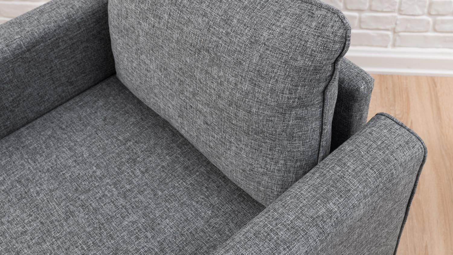 Bella Armchair - Gey in Grau präsentiert im Onlineshop von KAQTU Design AG. Modulares Sofa ist von Atelier Del Sofa
