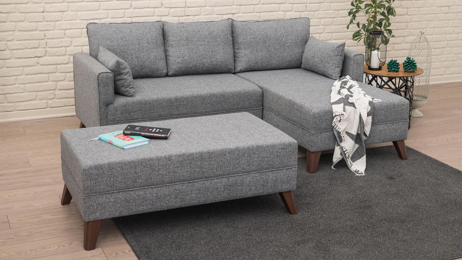 Bella Corner Sofa Right 2 in Grau präsentiert im Onlineshop von KAQTU Design AG. Bettsofa ist von Atelier Del Sofa