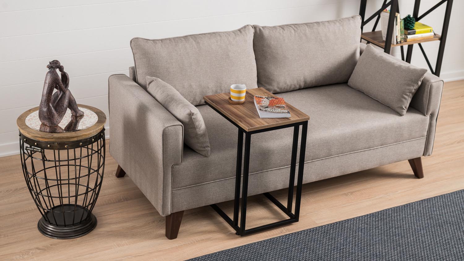 Bella Sofa For 2 Pr - Cream in Sahne präsentiert im Onlineshop von KAQTU Design AG. 2er Sofa ist von Atelier Del Sofa