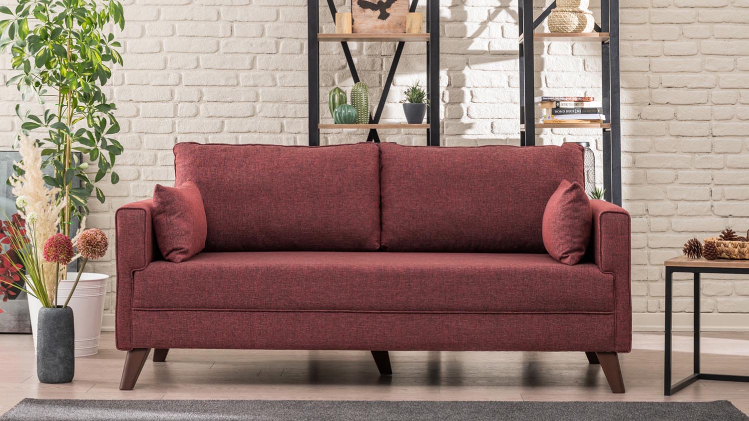 Bella Sofa For 2 Pr - Claret Red in Karmesinrot präsentiert im Onlineshop von KAQTU Design AG. 2er Sofa ist von Atelier Del Sofa