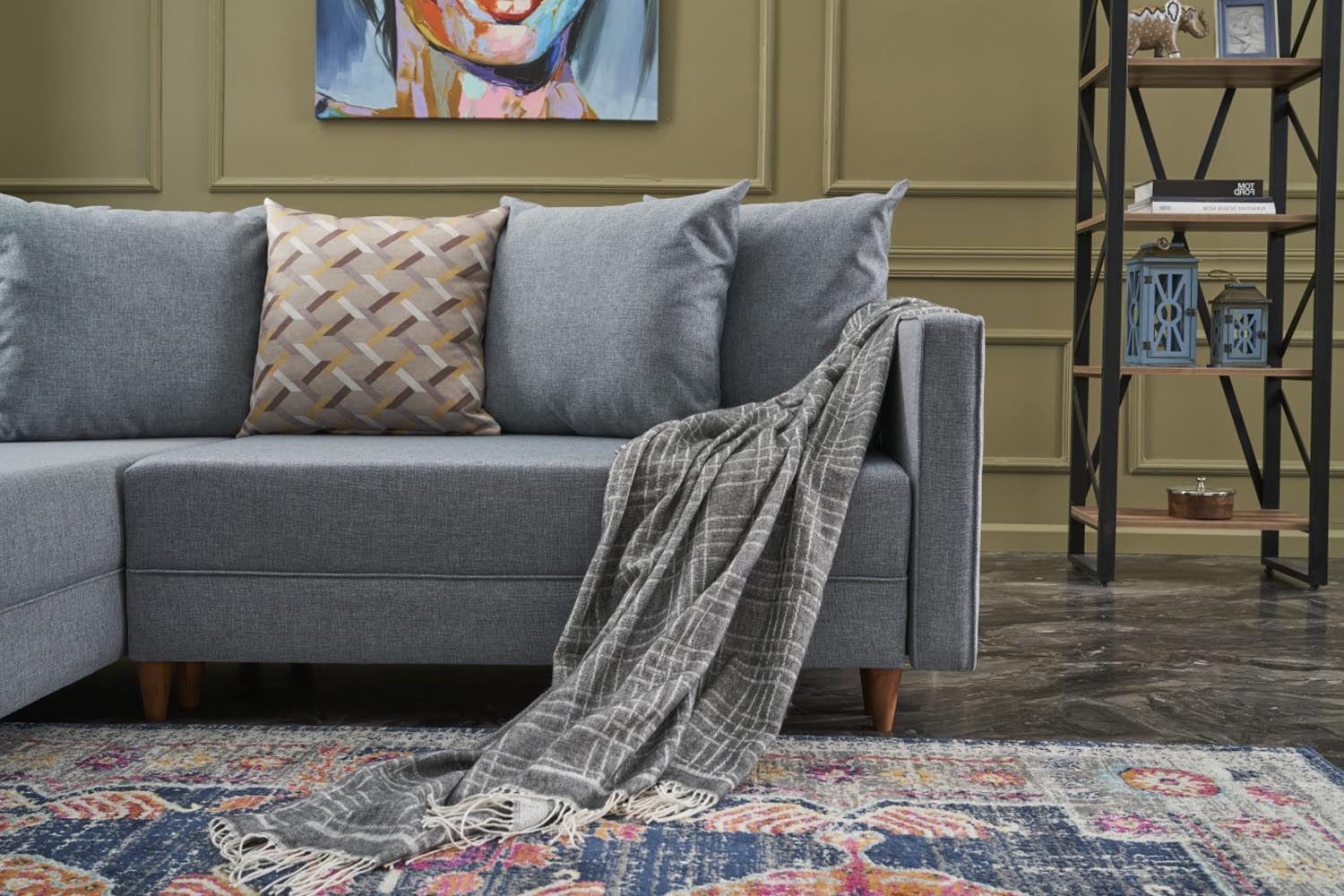 Aydam Left - Blue in Blau präsentiert im Onlineshop von KAQTU Design AG. Bettsofa ist von Atelier Del Sofa