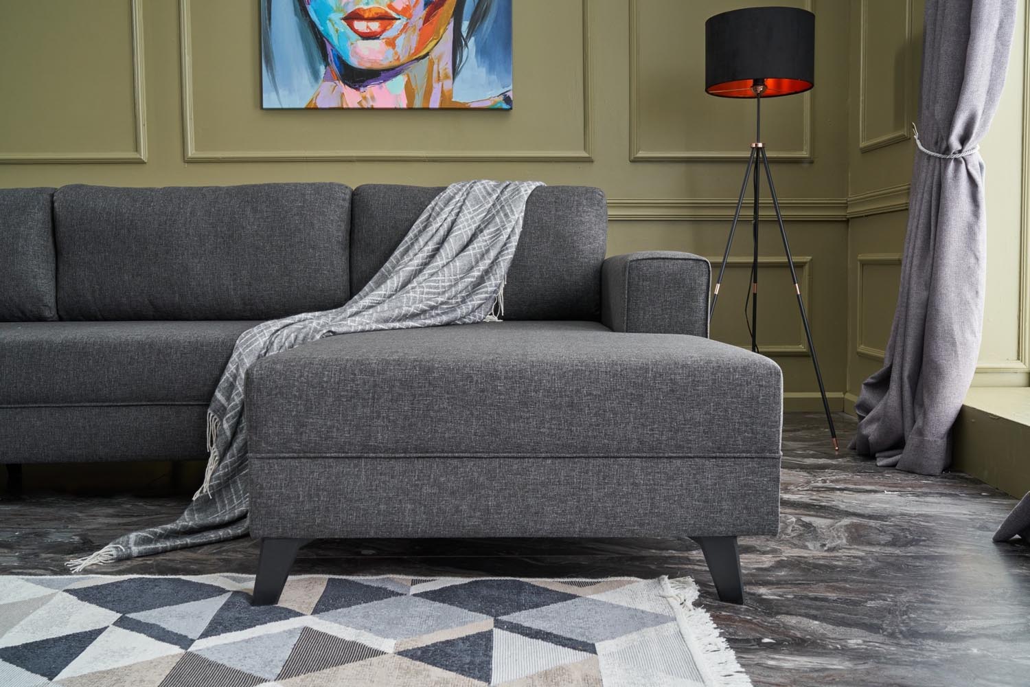 Efsun - Anthracite in Anthrazit präsentiert im Onlineshop von KAQTU Design AG. Bettsofa ist von Atelier Del Sofa