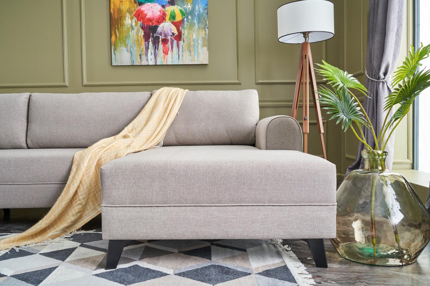 Belen - Cream in Sahne präsentiert im Onlineshop von KAQTU Design AG. Bettsofa ist von Atelier Del Sofa