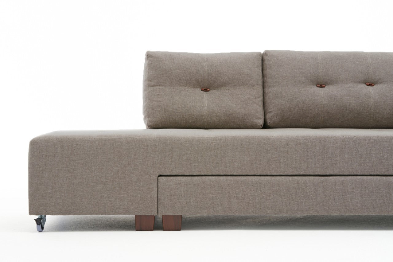 Manama Corner Sofa Bed Right - Cream in Sahne präsentiert im Onlineshop von KAQTU Design AG. Bettsofa ist von Atelier Del Sofa