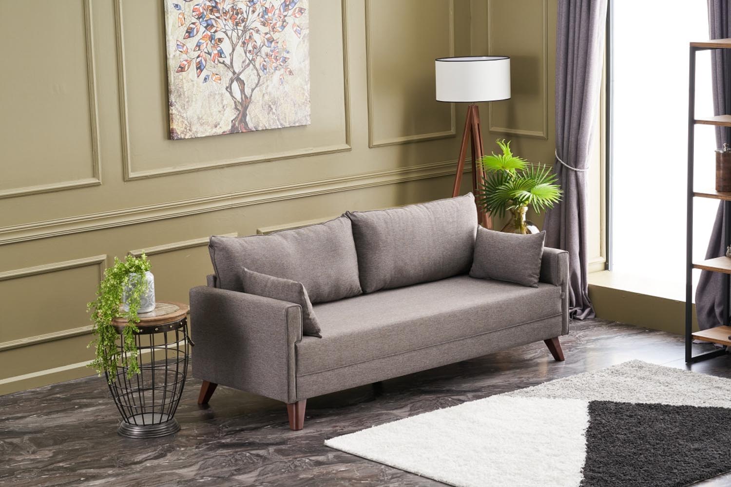 Bella Sofa For 3 Pr - Brown in Braun präsentiert im Onlineshop von KAQTU Design AG. 3er Sofa ist von Atelier Del Sofa
