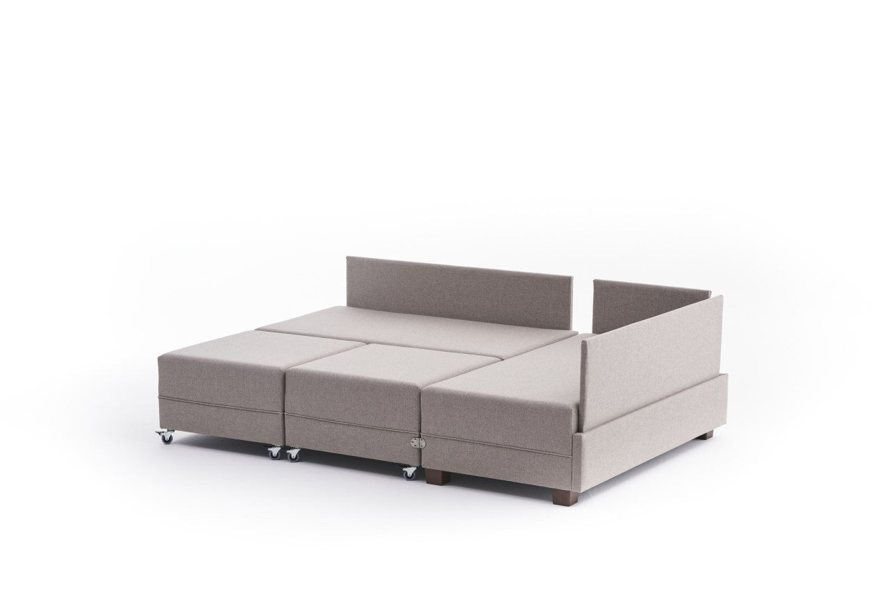 Fly Right - Cream in Sahne präsentiert im Onlineshop von KAQTU Design AG. Bettsofa ist von Atelier Del Sofa