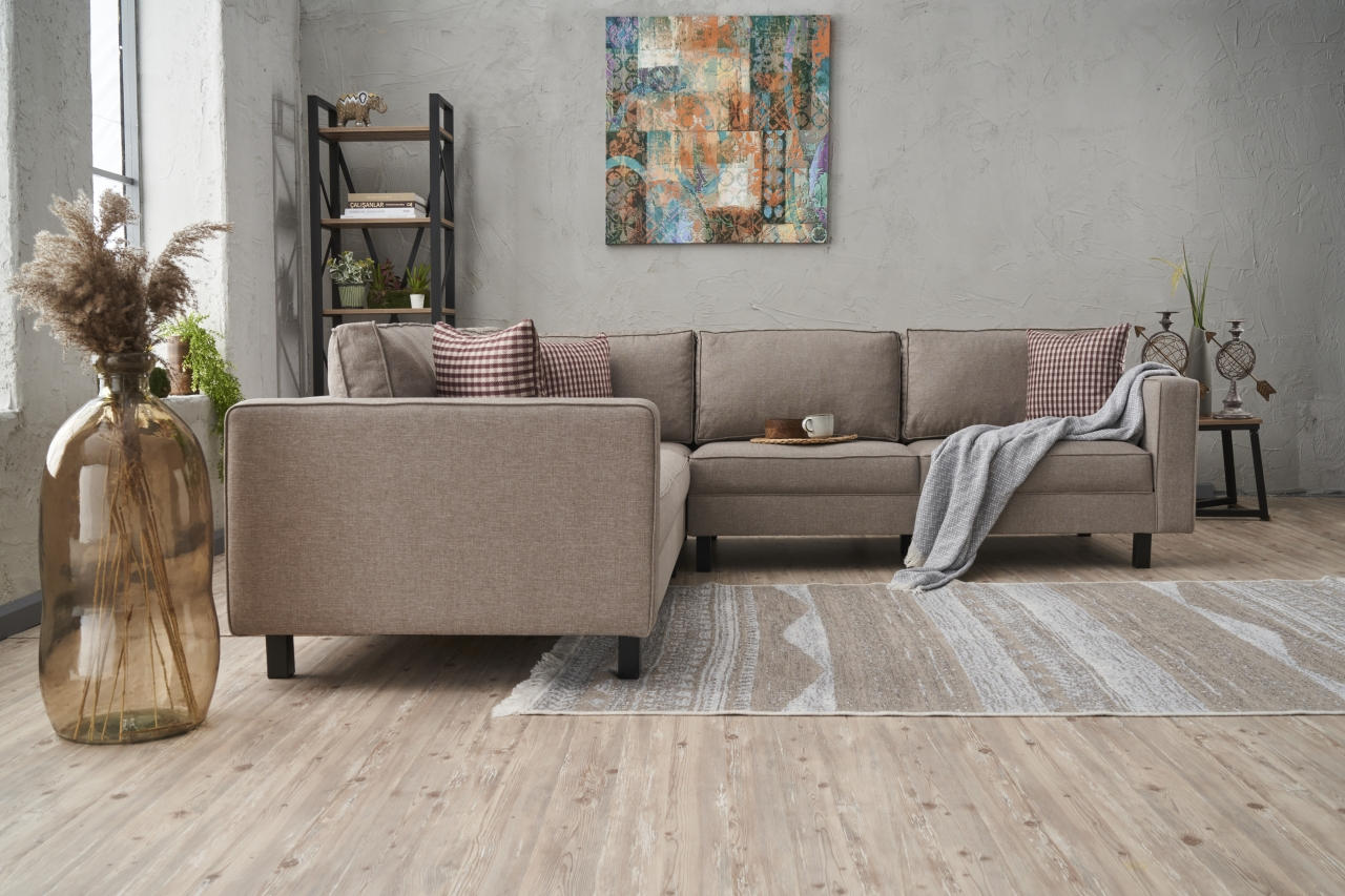 Kale Linen - Cream in Sahne präsentiert im Onlineshop von KAQTU Design AG. Ecksofa ist von Atelier Del Sofa