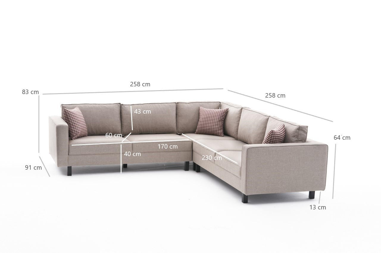 Kale Linen - Cream in Sahne präsentiert im Onlineshop von KAQTU Design AG. Ecksofa ist von Atelier Del Sofa