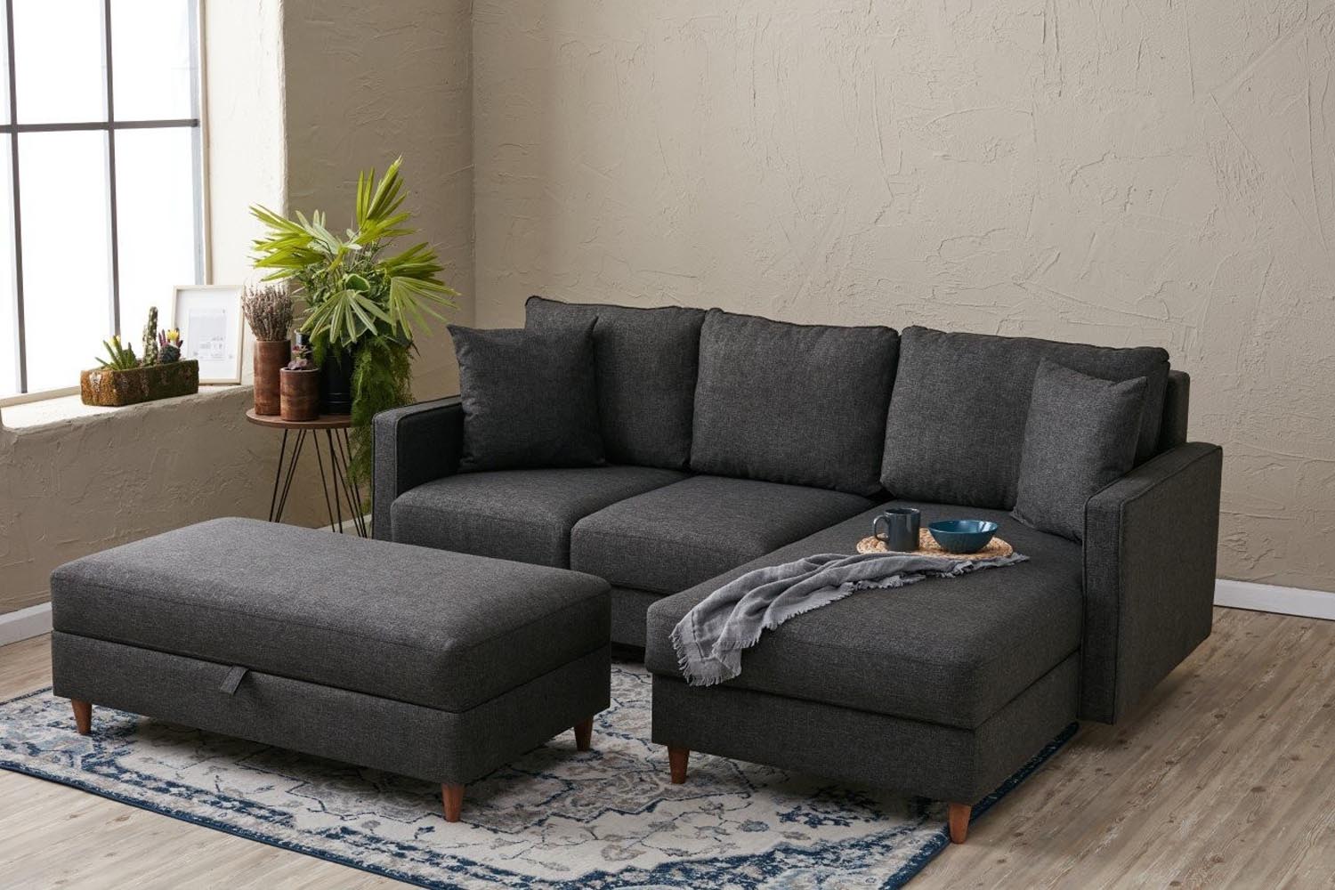 Eva Right - Anthracite in Anthrazit präsentiert im Onlineshop von KAQTU Design AG. Ecksofa ist von Atelier Del Sofa