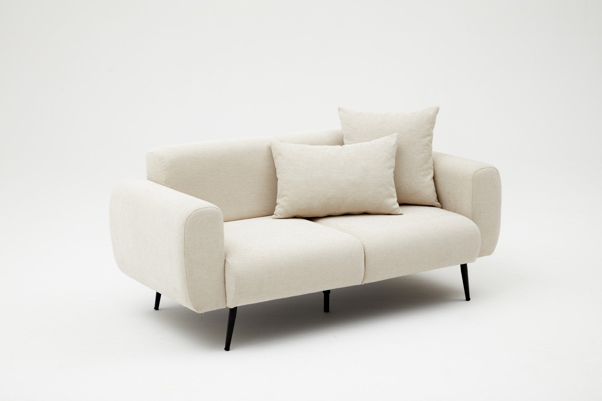 Side - Cream in Sahne präsentiert im Onlineshop von KAQTU Design AG. 2er Sofa ist von Atelier Del Sofa