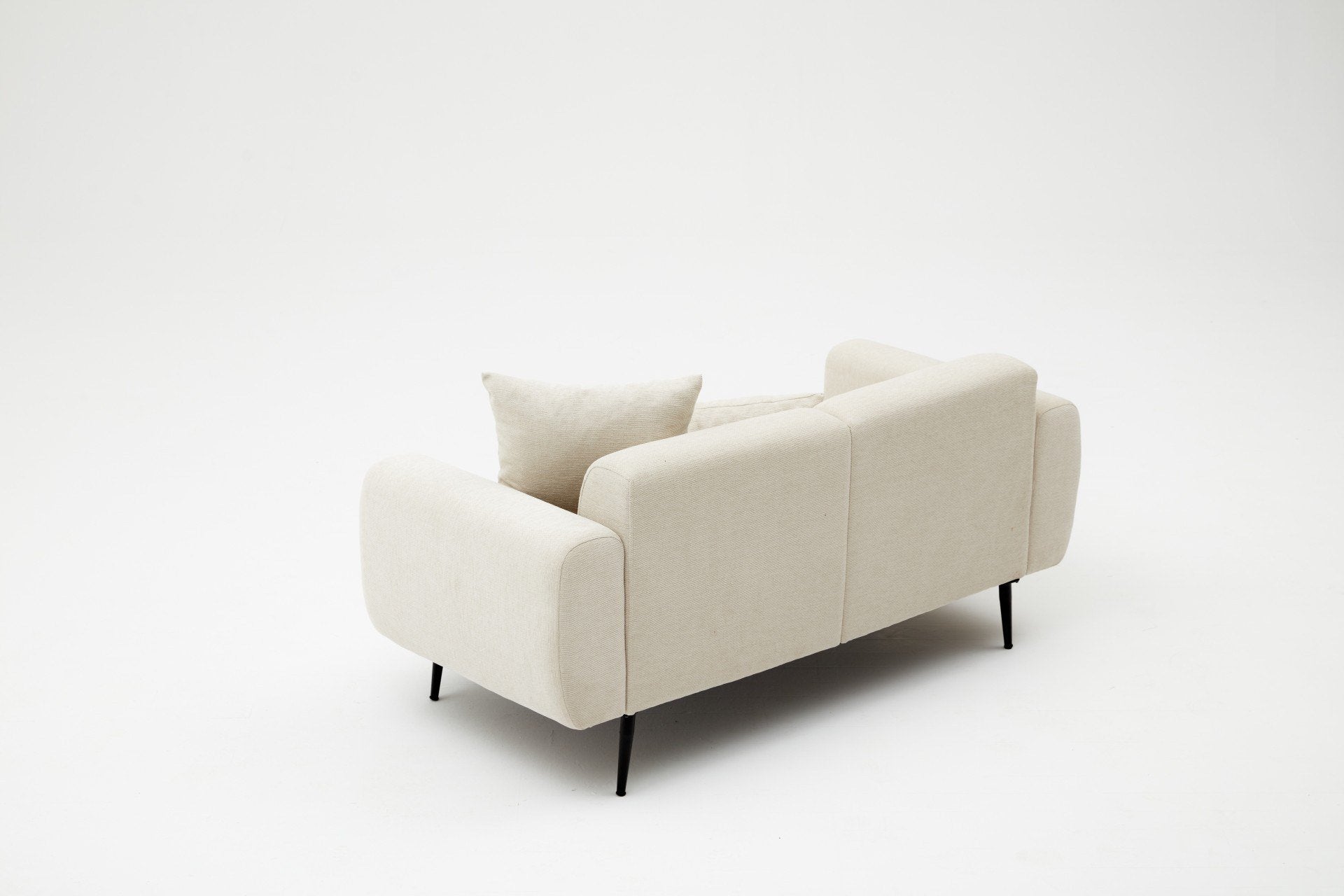 Side - Cream in Sahne präsentiert im Onlineshop von KAQTU Design AG. 2er Sofa ist von Atelier Del Sofa