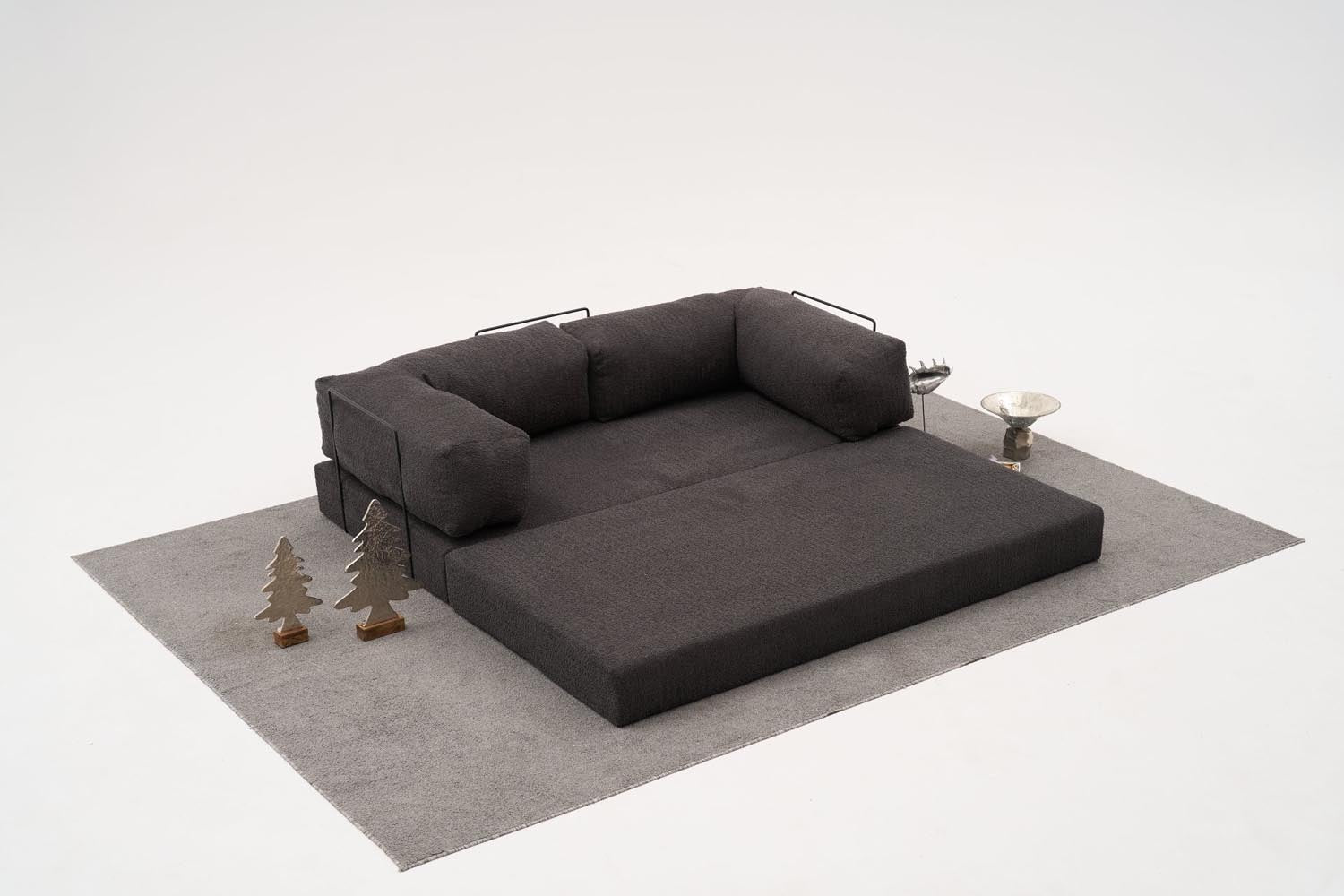 Comfort - Anthracite v2 in Anthrazit präsentiert im Onlineshop von KAQTU Design AG. 3er Sofa ist von Atelier Del Sofa