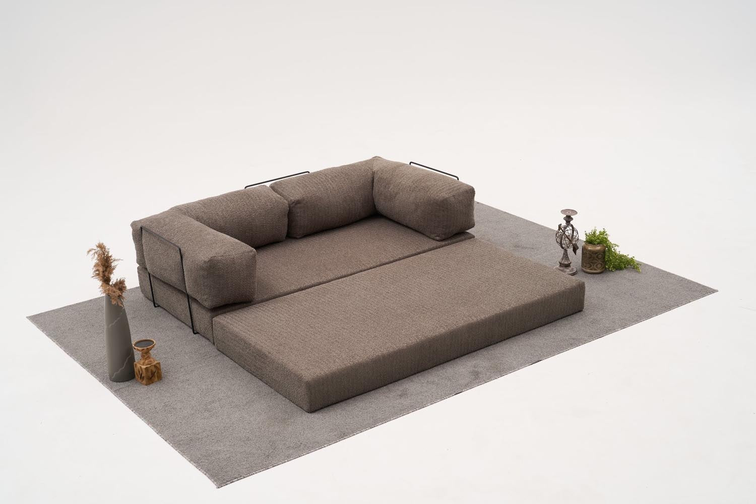 Comfort - Grey v2 in Grau präsentiert im Onlineshop von KAQTU Design AG. 3er Sofa ist von Atelier Del Sofa