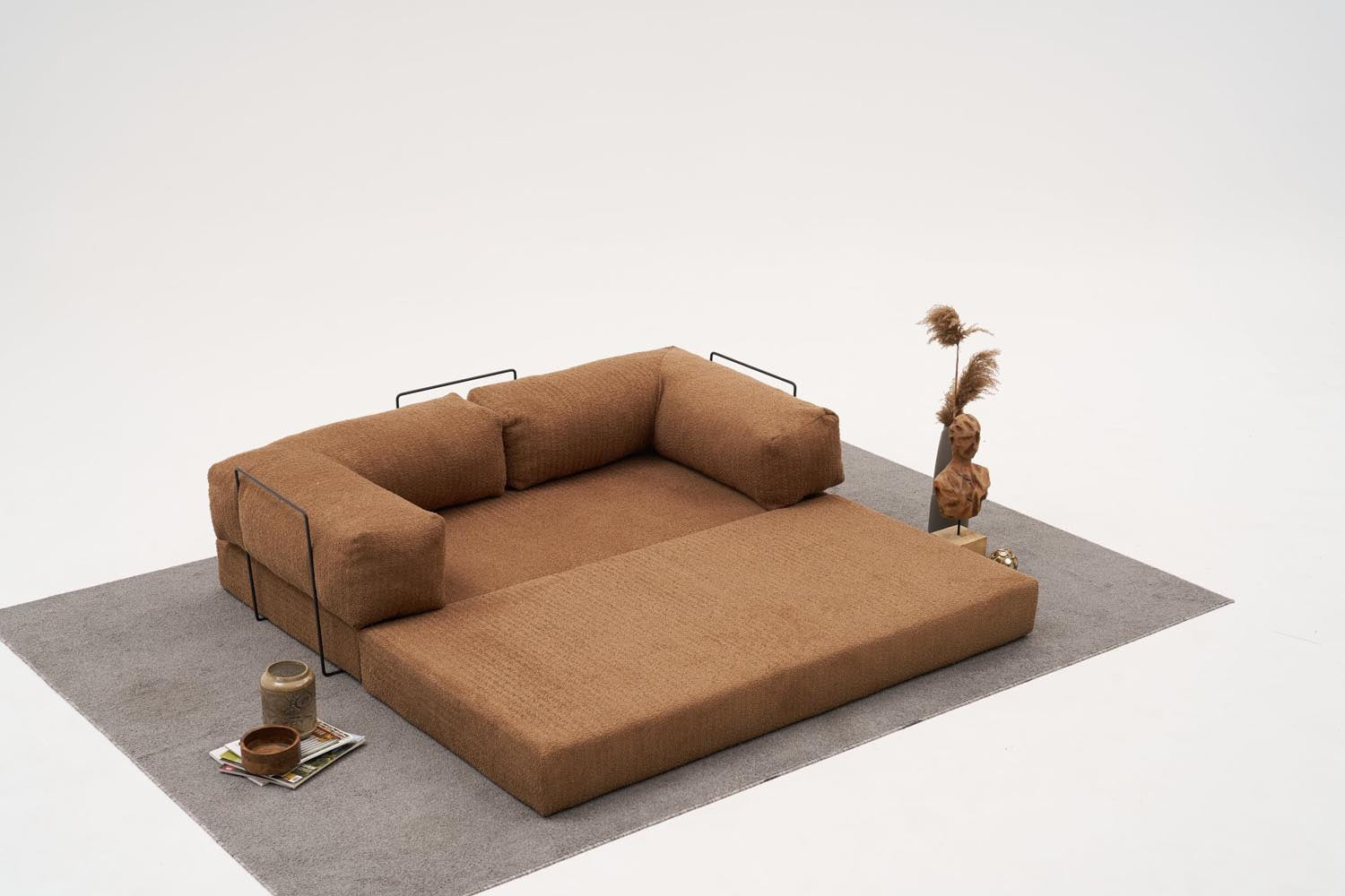 Comfort - Brown v2 in Braun präsentiert im Onlineshop von KAQTU Design AG. 3er Sofa ist von Atelier Del Sofa