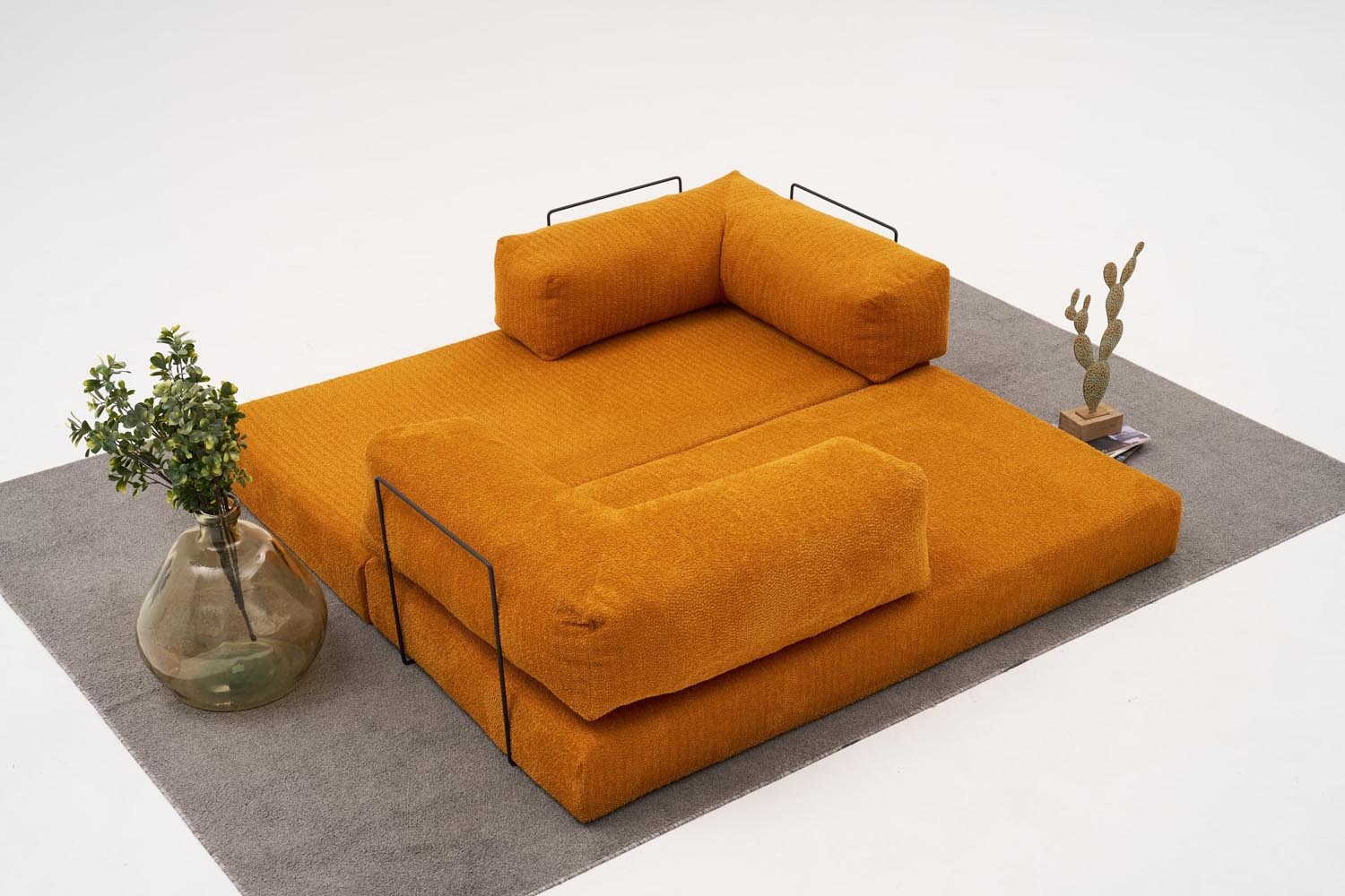 Comfort - Orange in Orange präsentiert im Onlineshop von KAQTU Design AG. 3er Sofa ist von Atelier Del Sofa