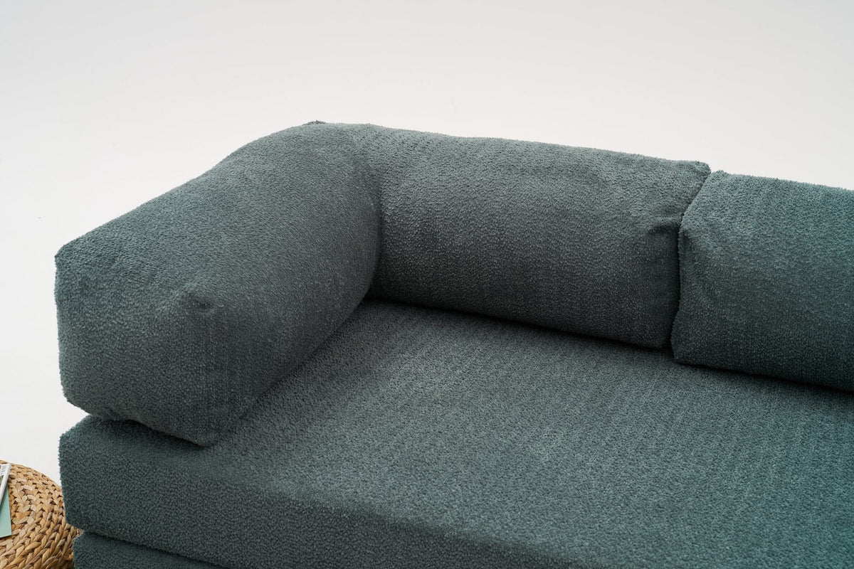 Grünes Ecksofa Comfort von Atelier Del Sofa mit Chenille-Bezug, L-Form, sichtbare Polsterung und Sitzfläche aus Weichschaum.