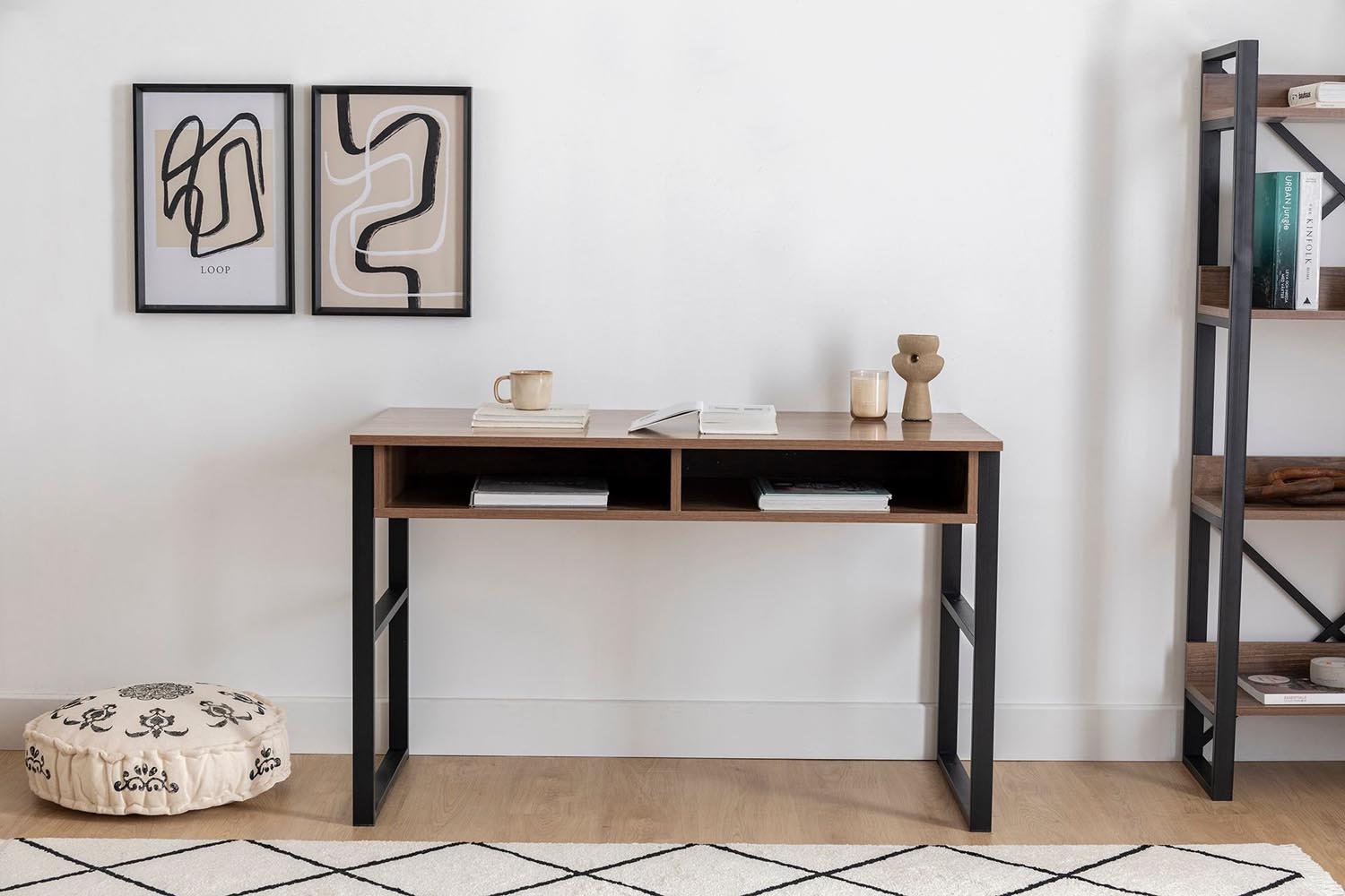 Nove - Walnut in Walnuss präsentiert im Onlineshop von KAQTU Design AG. Schreibtisch ist von Hanah Home