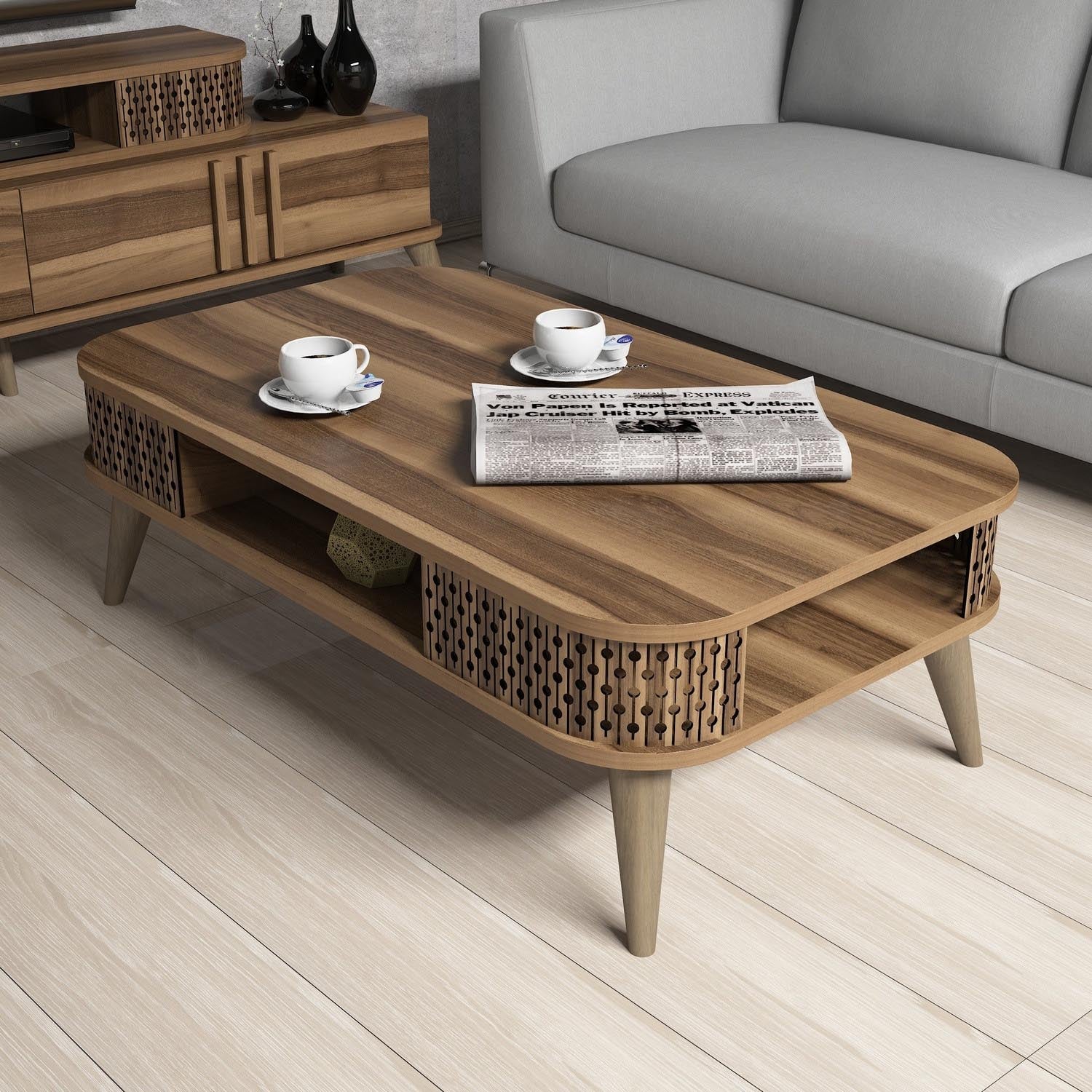 Eylül - Walnut in Walnuss präsentiert im Onlineshop von KAQTU Design AG. Beistelltisch ist von Hanah Home