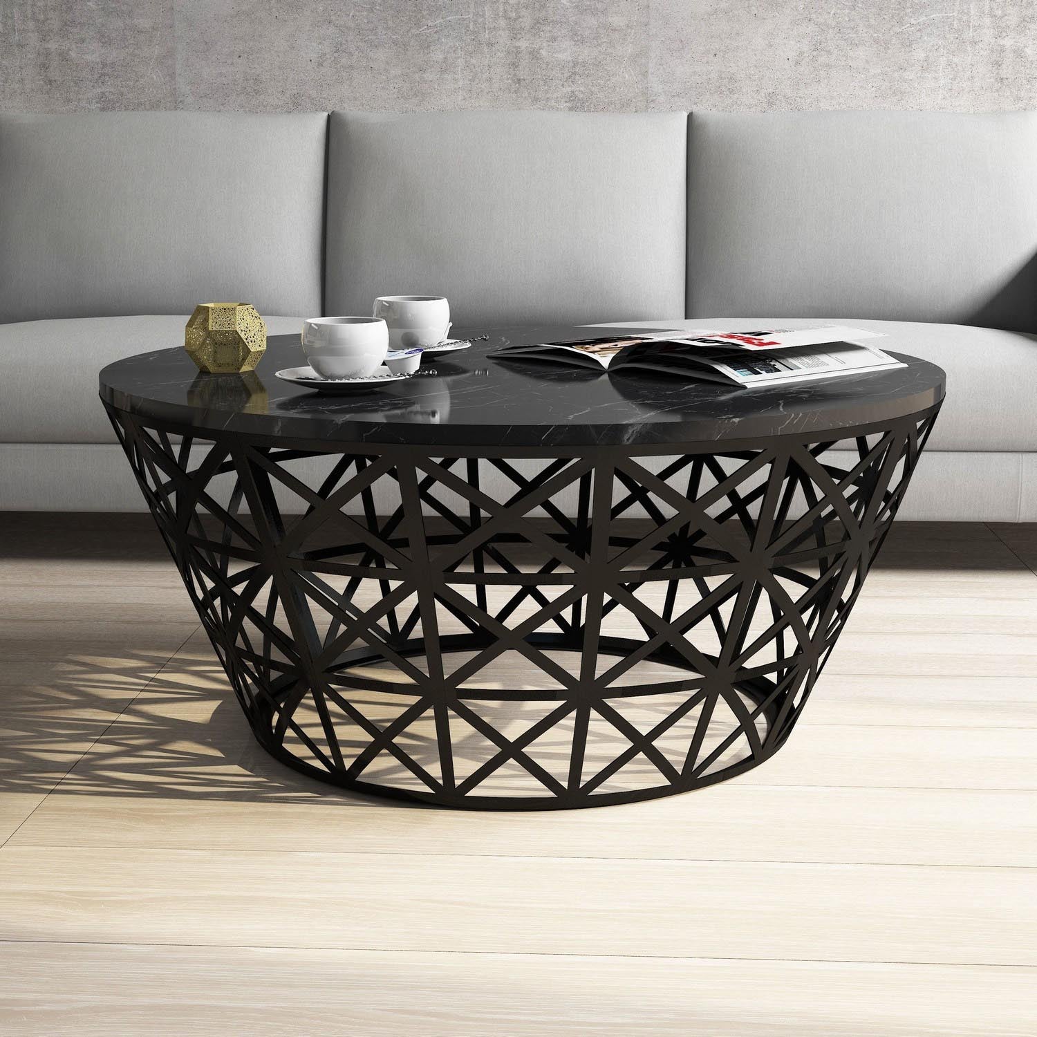 Stil - Black Marble in Schwarz präsentiert im Onlineshop von KAQTU Design AG. Beistelltisch ist von Hanah Home