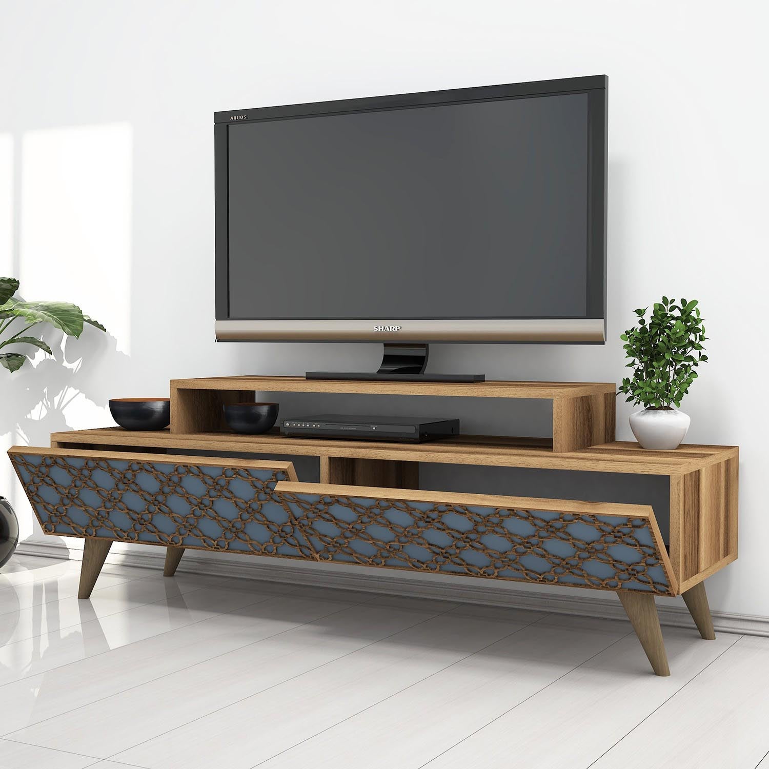 City - Walnut, Chalcedony in Walnuss
 Chalcedon präsentiert im Onlineshop von KAQTU Design AG. Sideboard ist von Hanah Home