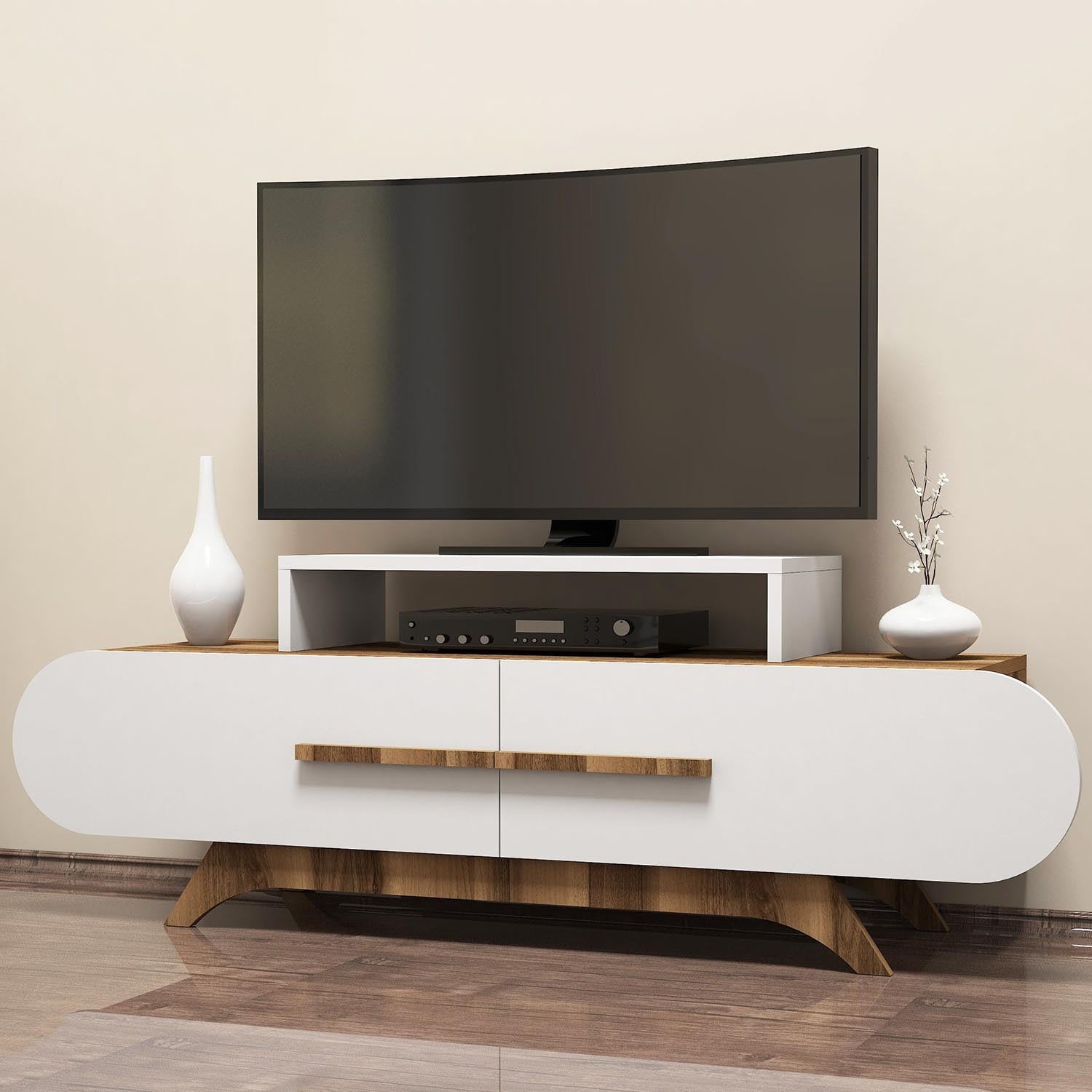 Rose - Walnut, White in Walnuss Weiss präsentiert im Onlineshop von KAQTU Design AG. Sideboard ist von Hanah Home
