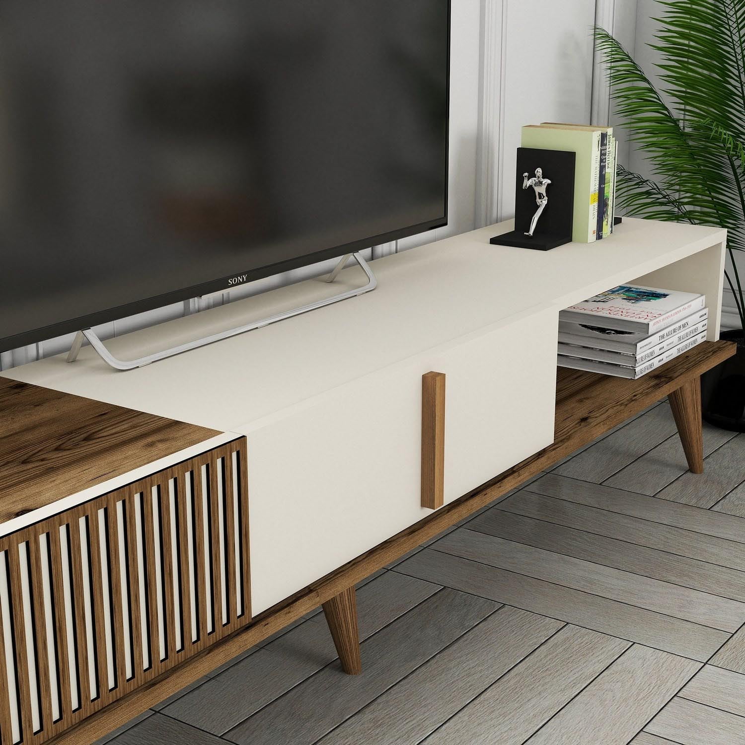 Milan Alt - Walnut, Cream in Walnuss
 Creme präsentiert im Onlineshop von KAQTU Design AG. Sideboard ist von Hanah Home