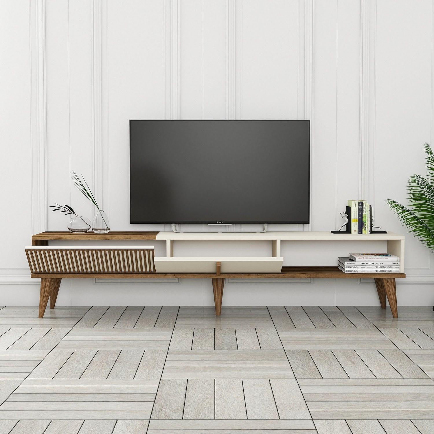 Milan Alt - Walnut, Cream in Walnuss
 Creme präsentiert im Onlineshop von KAQTU Design AG. Sideboard ist von Hanah Home