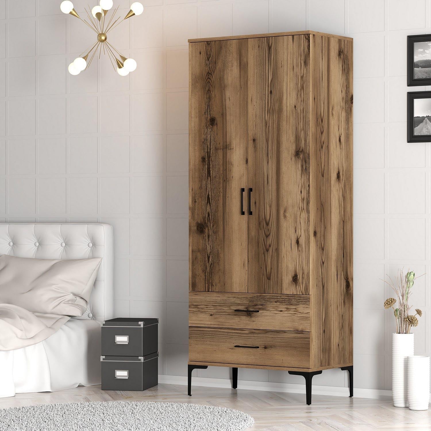 Kumsal T - Walnut in Walnuss präsentiert im Onlineshop von KAQTU Design AG. Garderobe ist von Hanah Home