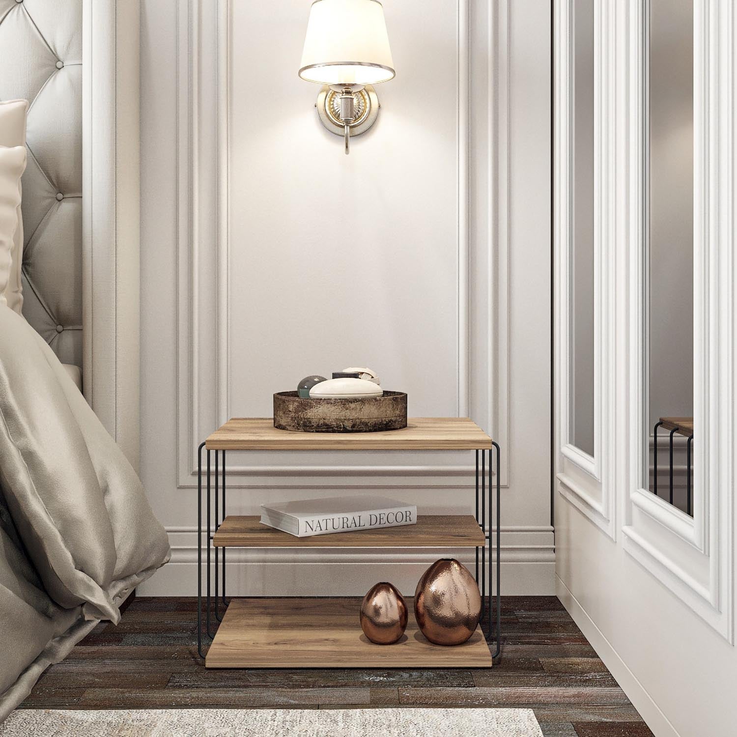 Lifon - Atlantic Pine in Atlantische Kiefer Schwarz präsentiert im Onlineshop von KAQTU Design AG. Beistelltisch ist von Hanah Home