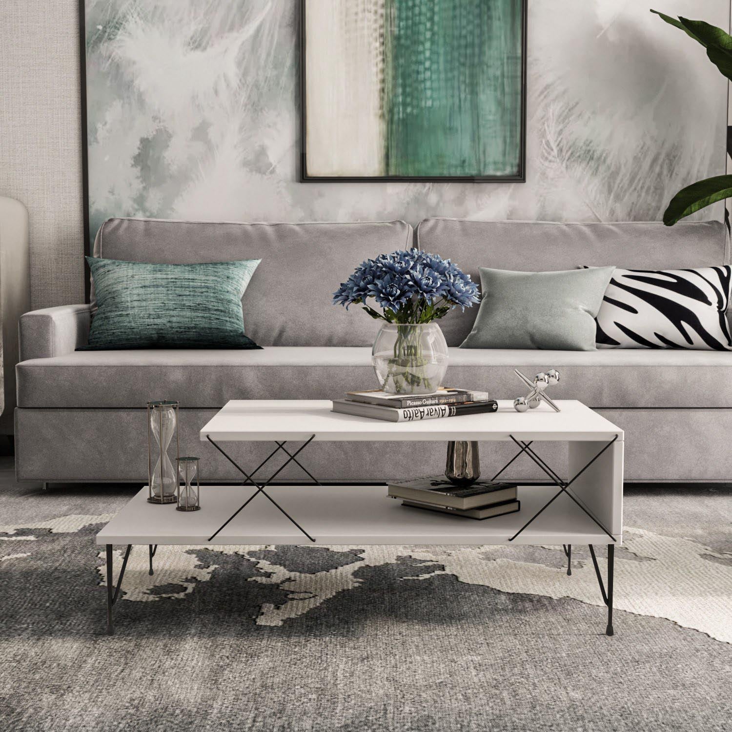Loire - White in Weiss präsentiert im Onlineshop von KAQTU Design AG. Beistelltisch ist von Hanah Home