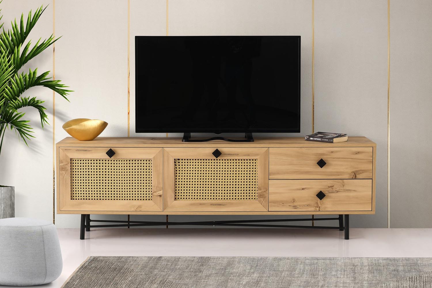 Hapsiyas 180 in Eiche Schwarz präsentiert im Onlineshop von KAQTU Design AG. Sideboard ist von Hanah Home